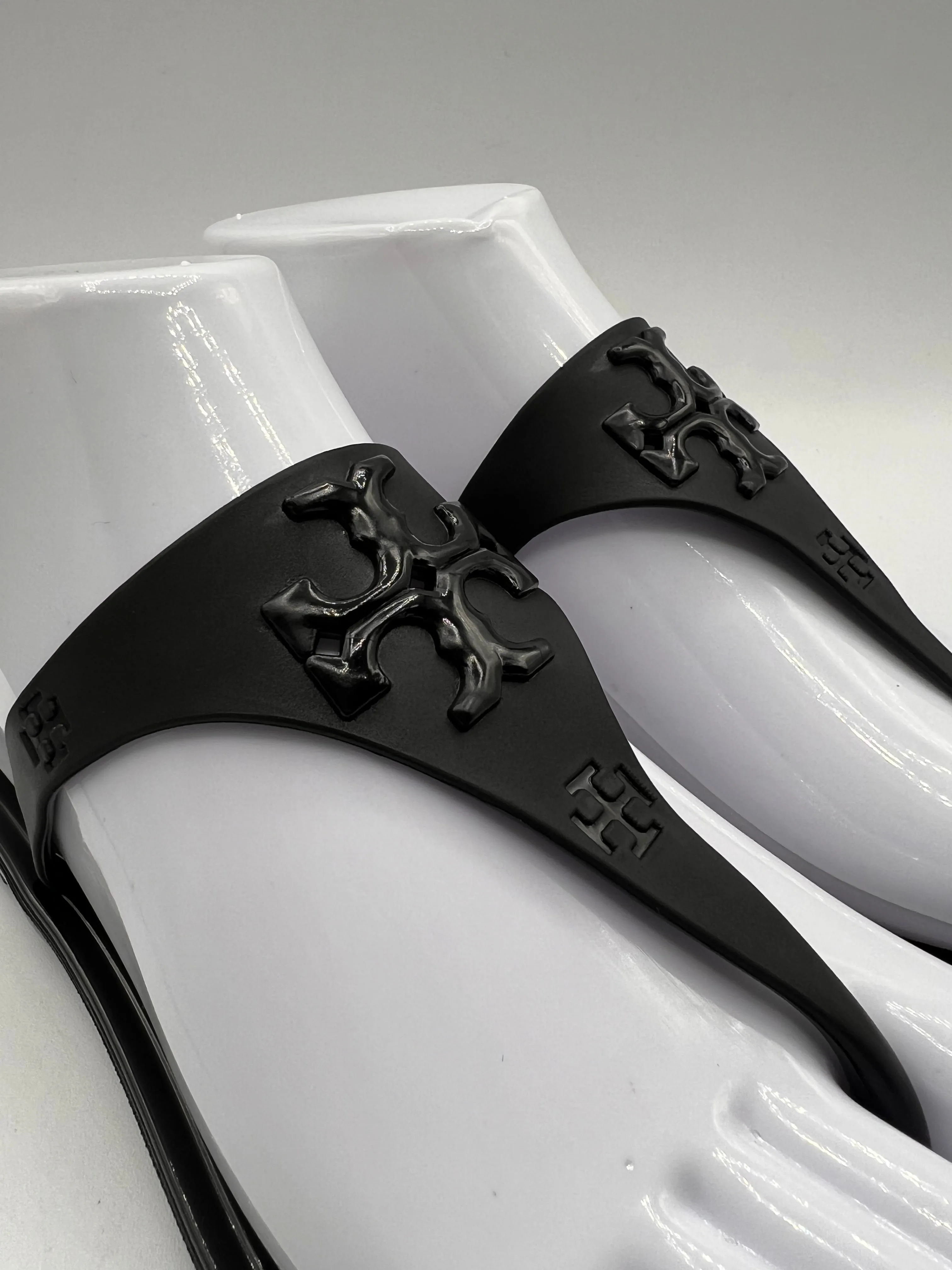 Ladies Jepit T Tory Burch Jelly Sandals
